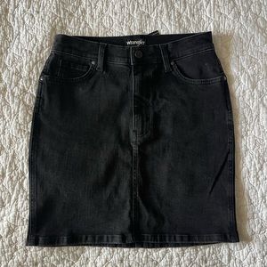 NWT Black Wrangler Denim Skirt